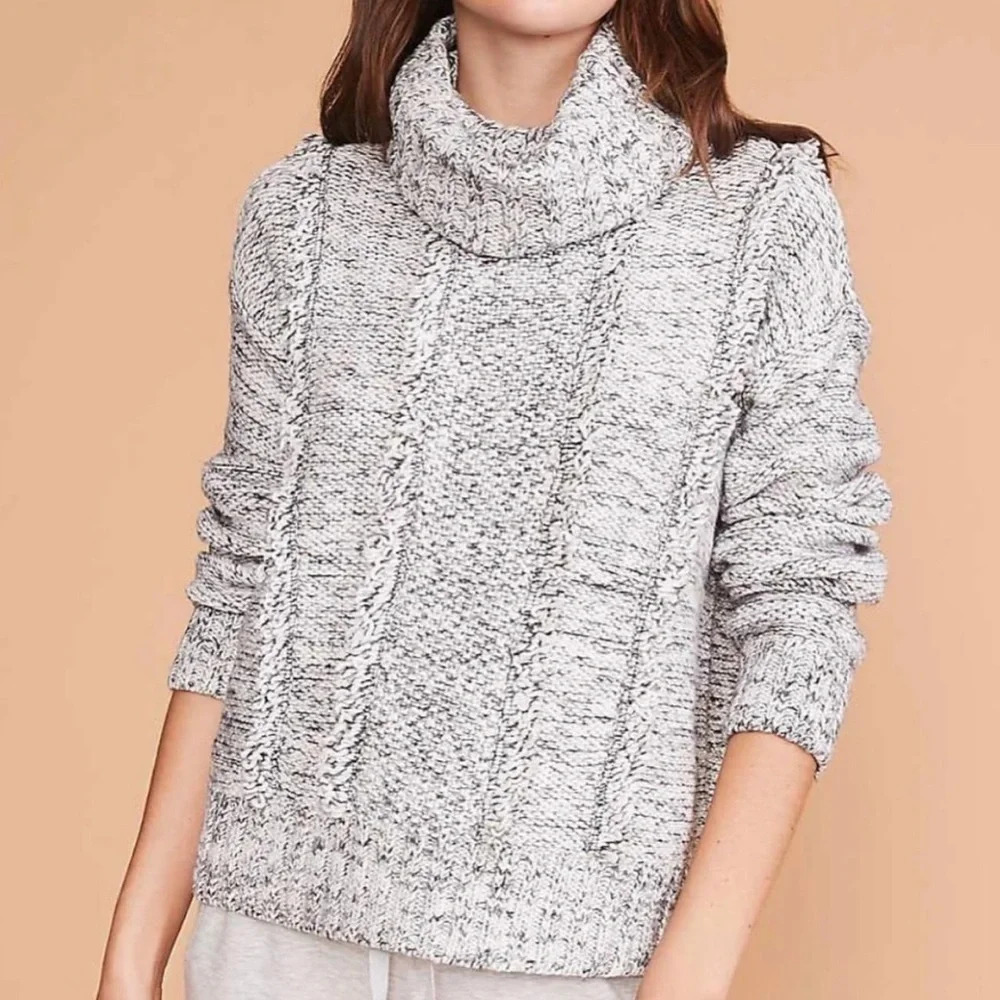 NWT L&G Fringemarl Turtleneck Sweater